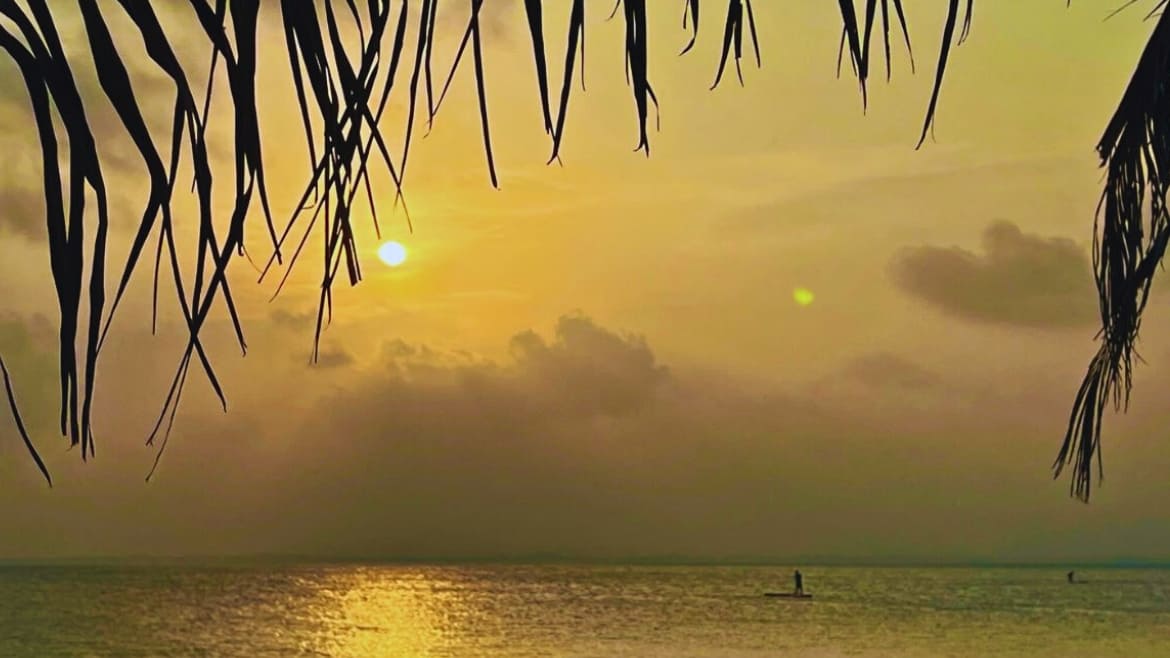 Sonnenuntergang am Kae Funk Beach