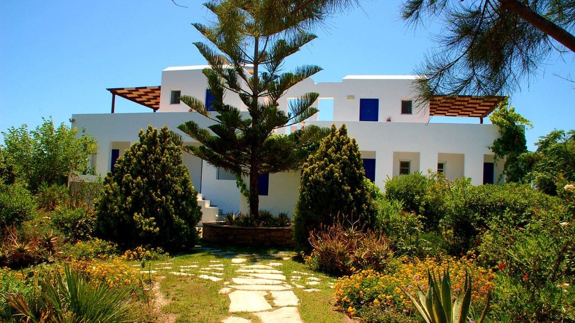 Naxos: Ansicht der Surfer Appartements Naxos: Ansicht der Surfer Appartements