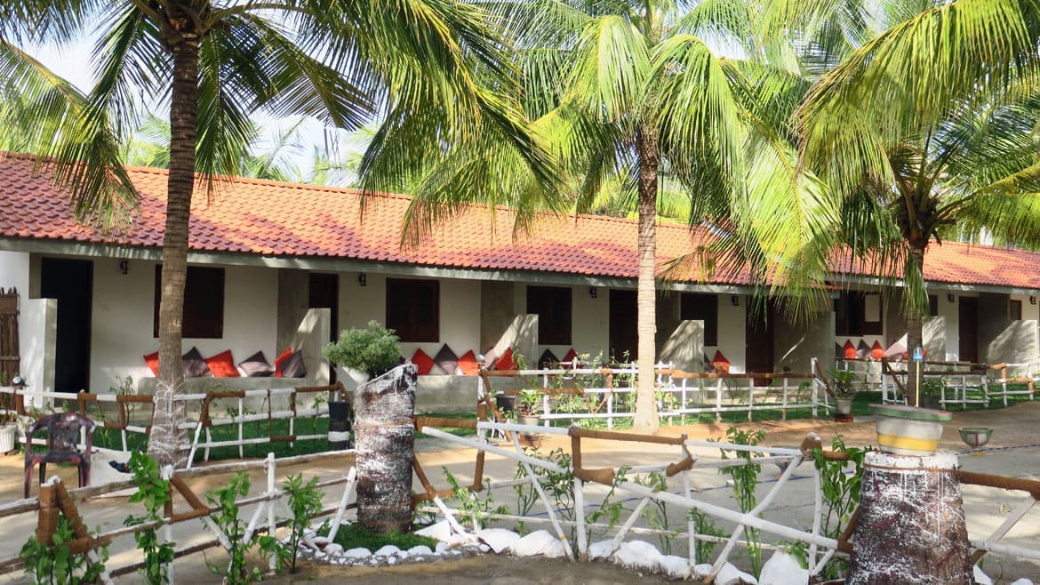 Kalpitiya: Außenansicht der Palmen Bungalows