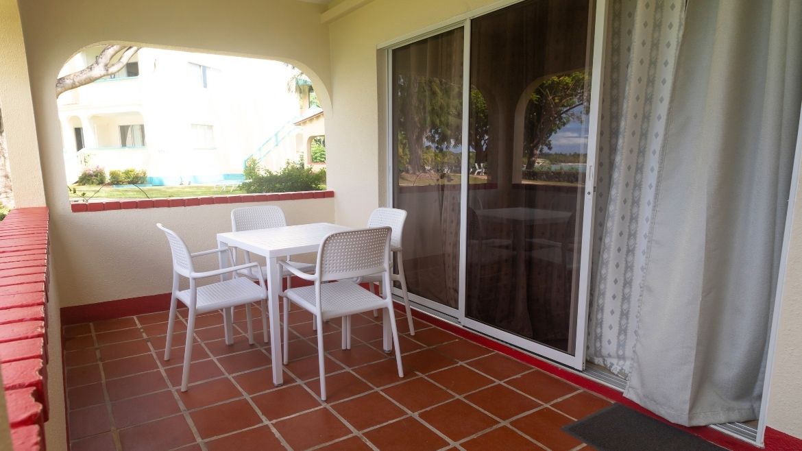 Tobago: Terrasse der Cabanas