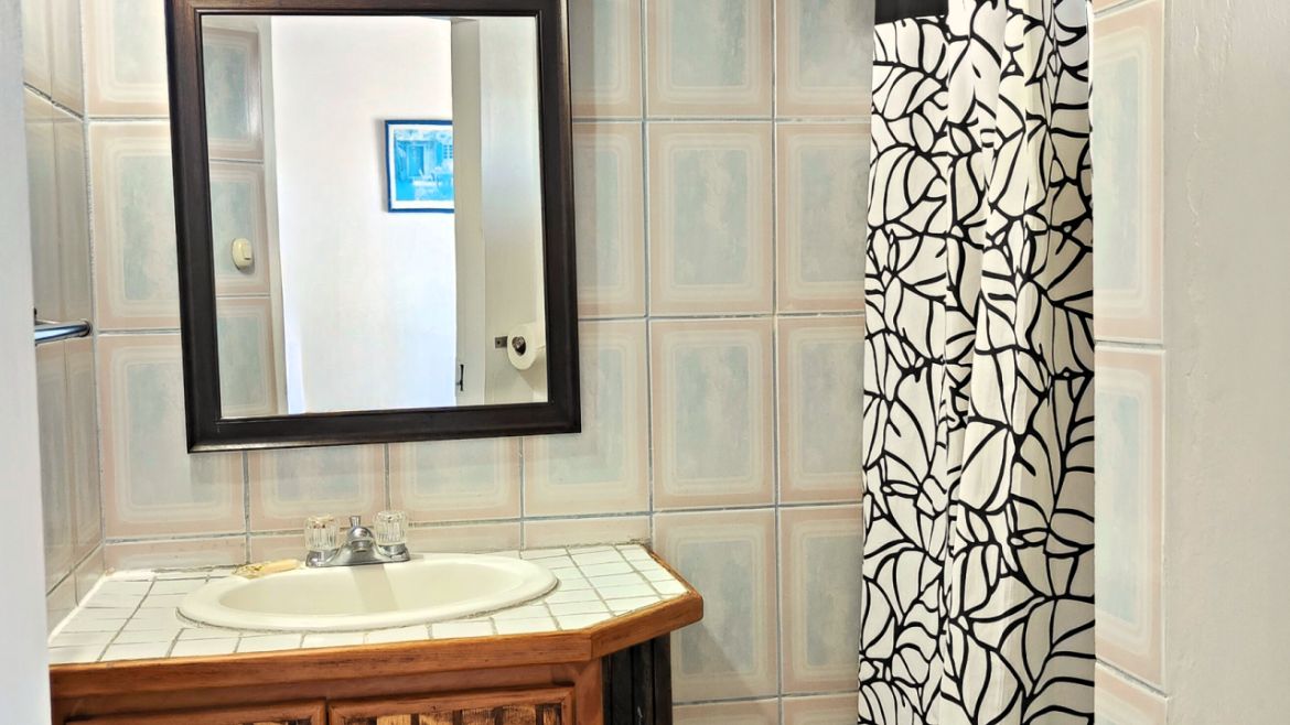 Tobago: Badezimmer der Appartements I