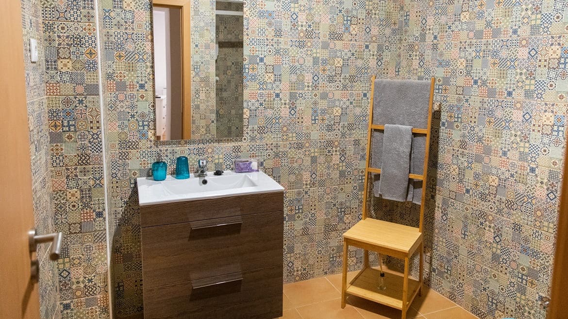 Algarve: Badezimmer der Doppelzimmer im Kitehaus Algarve: Badezimmer der Doppelzimmer im Kitehaus