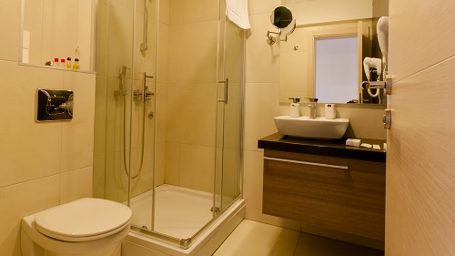 Ulcinj: Badezimmer im Appartement Ulcinj: Badezimmer im Appartement