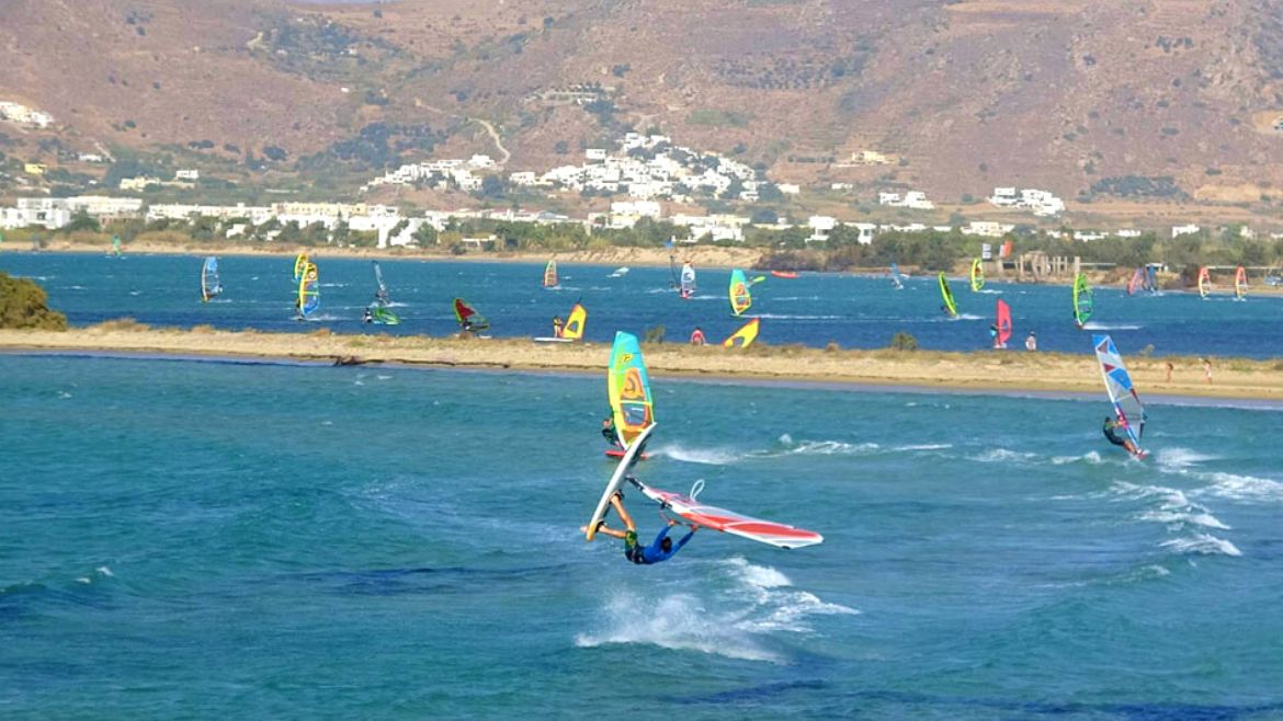 Naxos: Beliebtes Windsurfrevier Naxos: Beliebtes Windsurfrevier