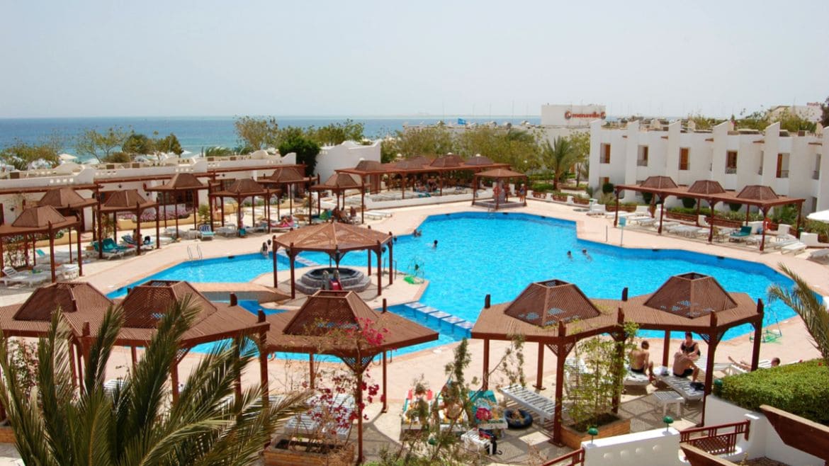 Soma Bay: Blick auf den Außenbereich des Komforthotels