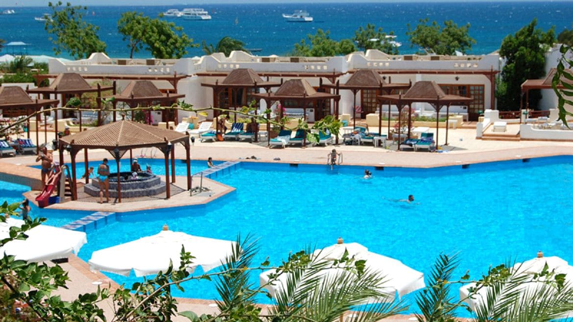 Soma Bay: Poollandschaft des Komforthotels