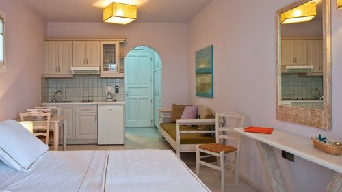 Naxos: Übersicht der Standard Studios OG