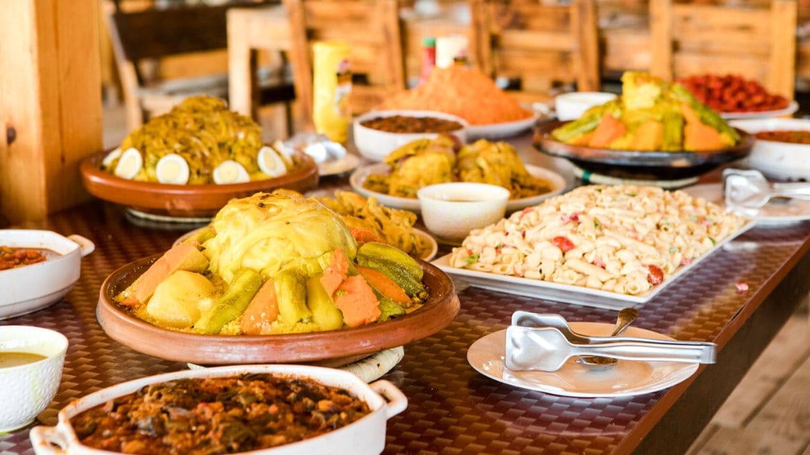 Dakhla: Das Essen im Camp bietet eine große Auswahl