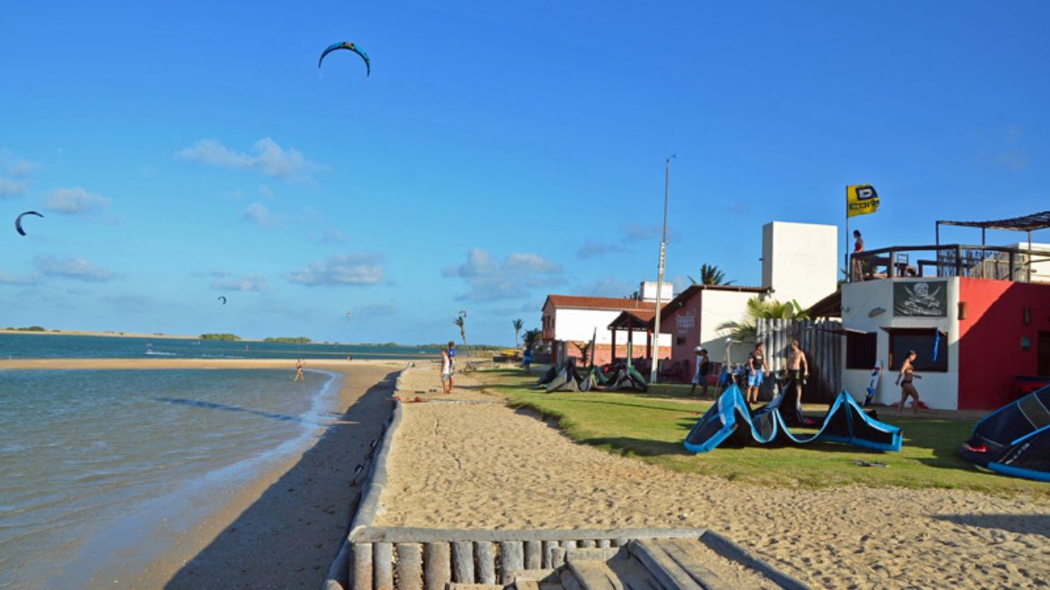 Ilha do Guajiru: Das Kitehaus liegt direkt an der Lagune Ilha do Guajirú Ilha do Guajiru: Das Kitehaus liegt direkt an der Lagune Ilha do Guajirú