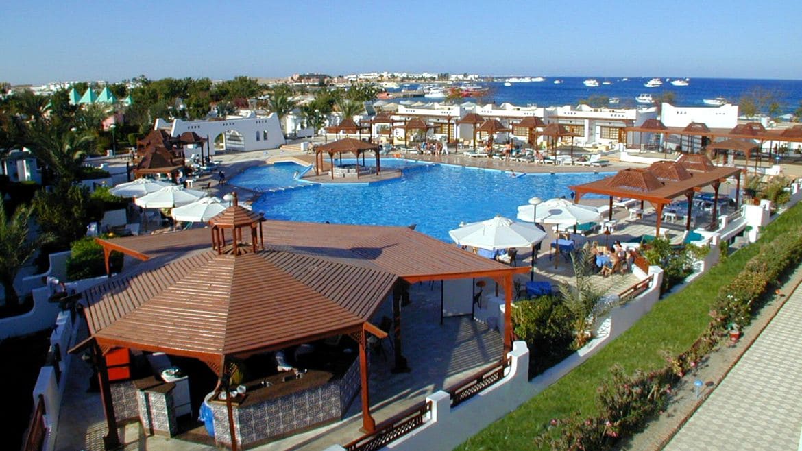 Soma Bay: Das Komforthotel liegt direkt am Meer