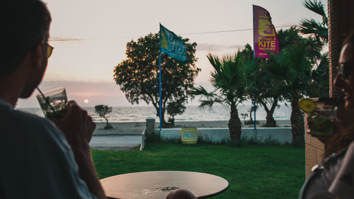 Rhodos Fanes: Den Sonnenuntergang an der Kitesurf Station genießen Rhodos Fanes: Den Sonnenuntergang an der Kitesurf Station genießen