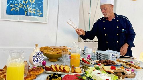 Djerba-Zarzis: Jeden Tag frisch zubereitetes und leckeres Essen Djerba-Zarzis: Jeden Tag frisch zubereitetes und leckeres Essen