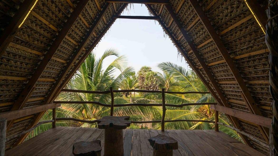 Kappalady: Einige Cabanas bieten einen tollen Blick auf die Lagune Kappalady: Einige Cabanas bieten einen tollen Blick auf die Lagune