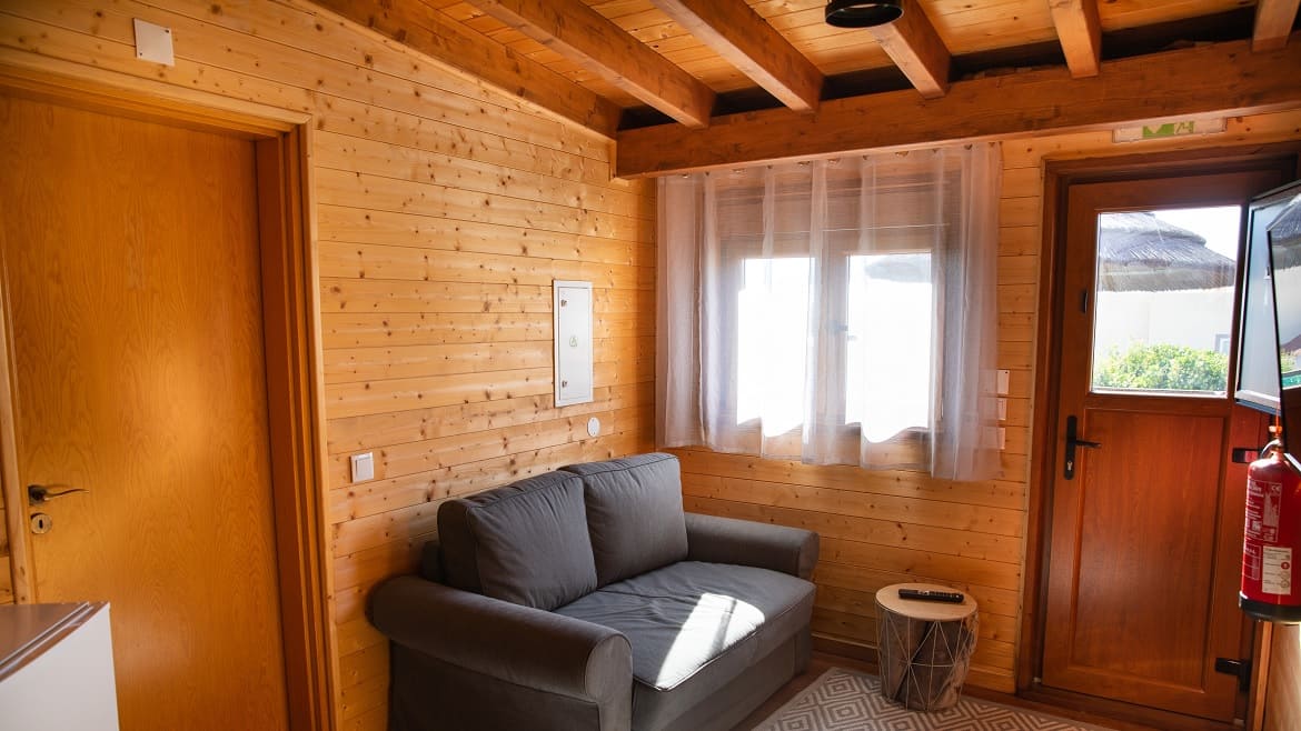 Algarve: Sitzbereich in der Doppel-Suite im Kitehaus