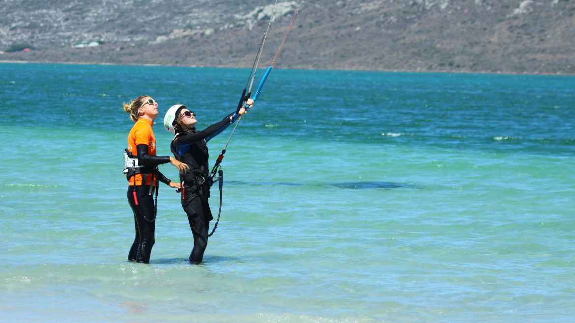 Langebaan: Erste Flugübungen