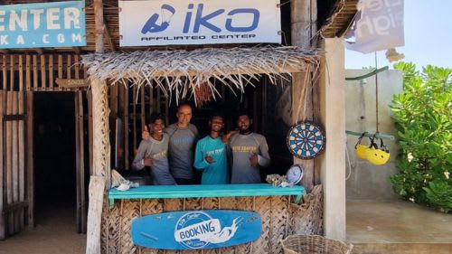 Kappalady: Blick auf die Kite- und Wingsurf Station 