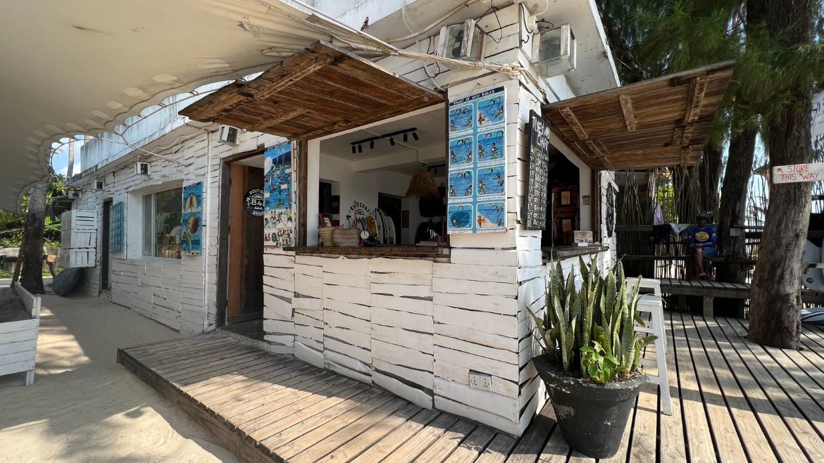 Sansibar: Außenbereich der Station Sansibar: Außenbereich der Station