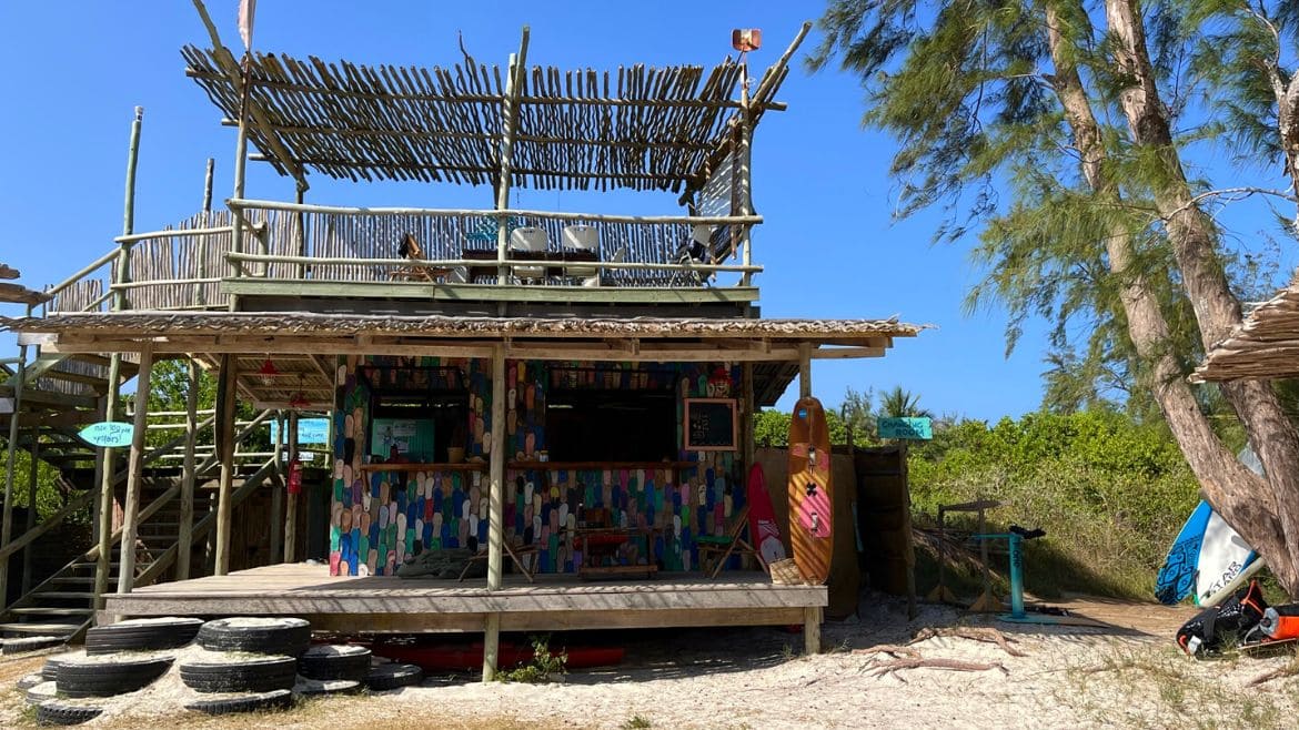 Kilifi: Im oberen Bereich finden die Theorie-Schulungen statt Kilifi: Im oberen Bereich finden die Theorie-Schulungen statt