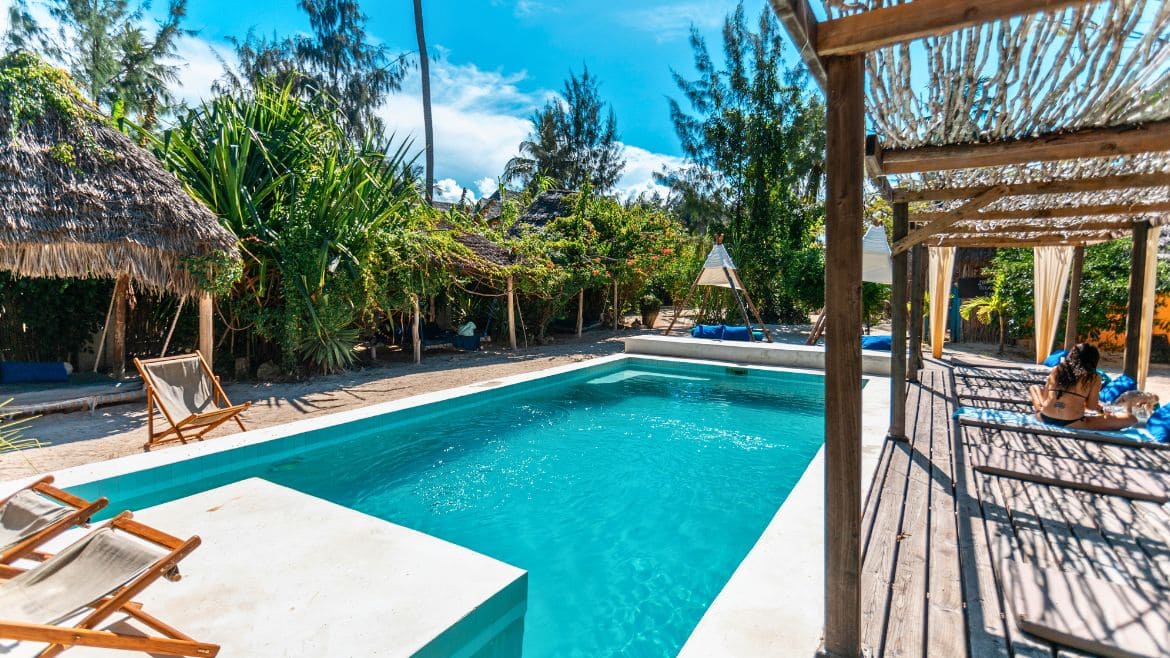Sansibar: Super Poolanlage der Strand Bungalows Sansibar: Super Poolanlage der Strand Bungalows