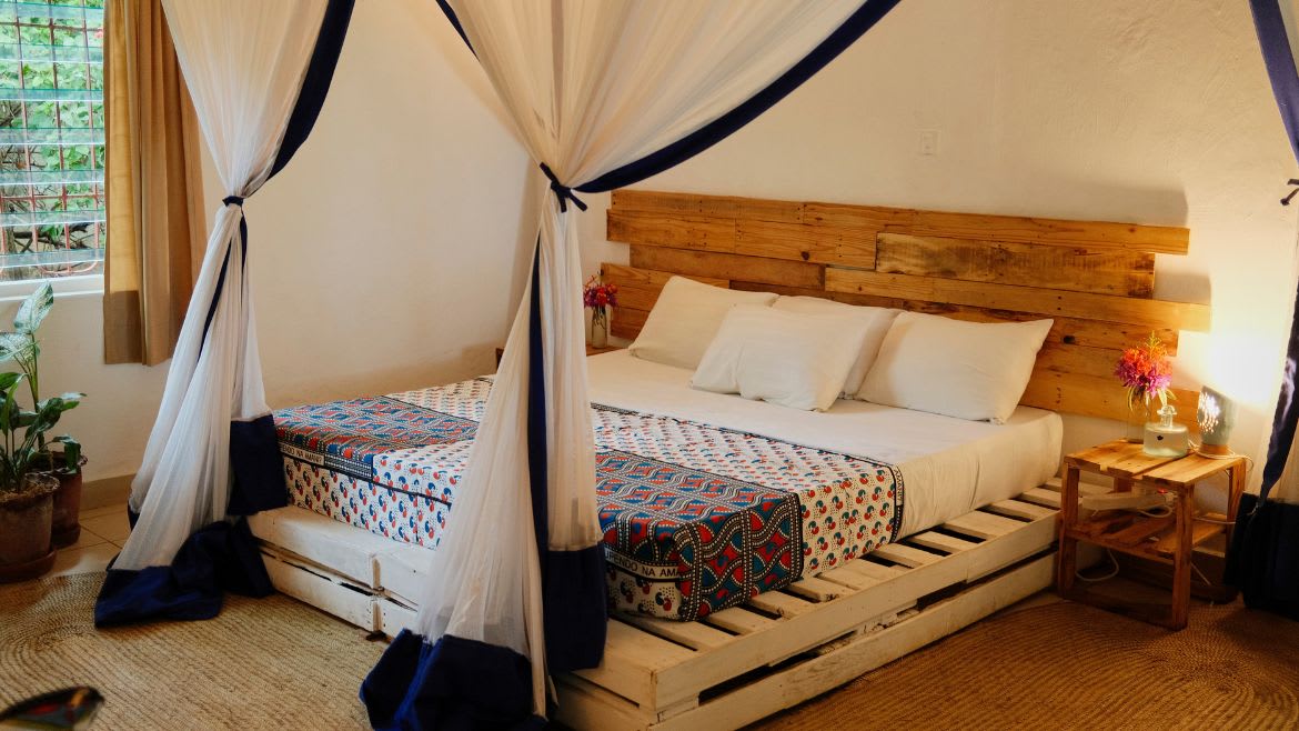 Kilifi: Das King Zimmer verfügt über ein Doppelbett Kilifi: Das King Zimmer verfügt über ein Doppelbett