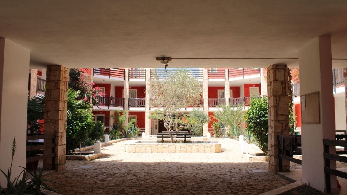 Boa Vista: Eingangsbereich der Appartementanlage