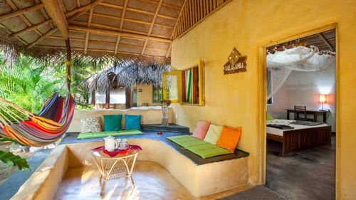 Kalpitiya: Terrasse der Cabanas Kalpitiya: Terrasse der Cabanas