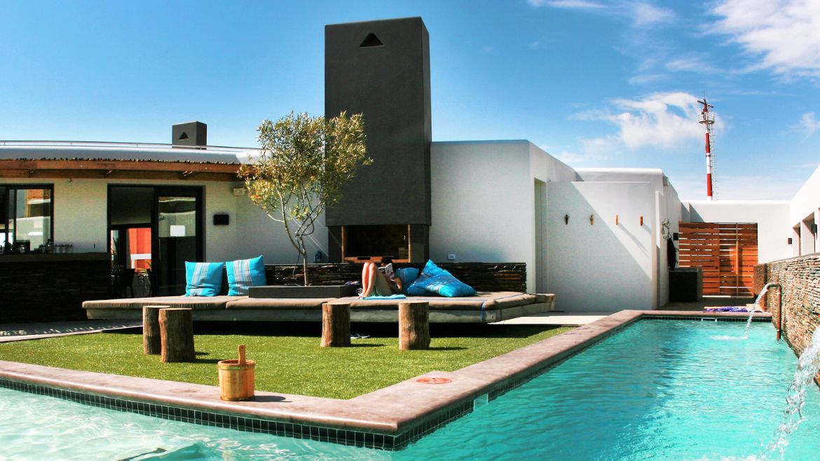 Langebaan: Chillbereich direkt am Pool