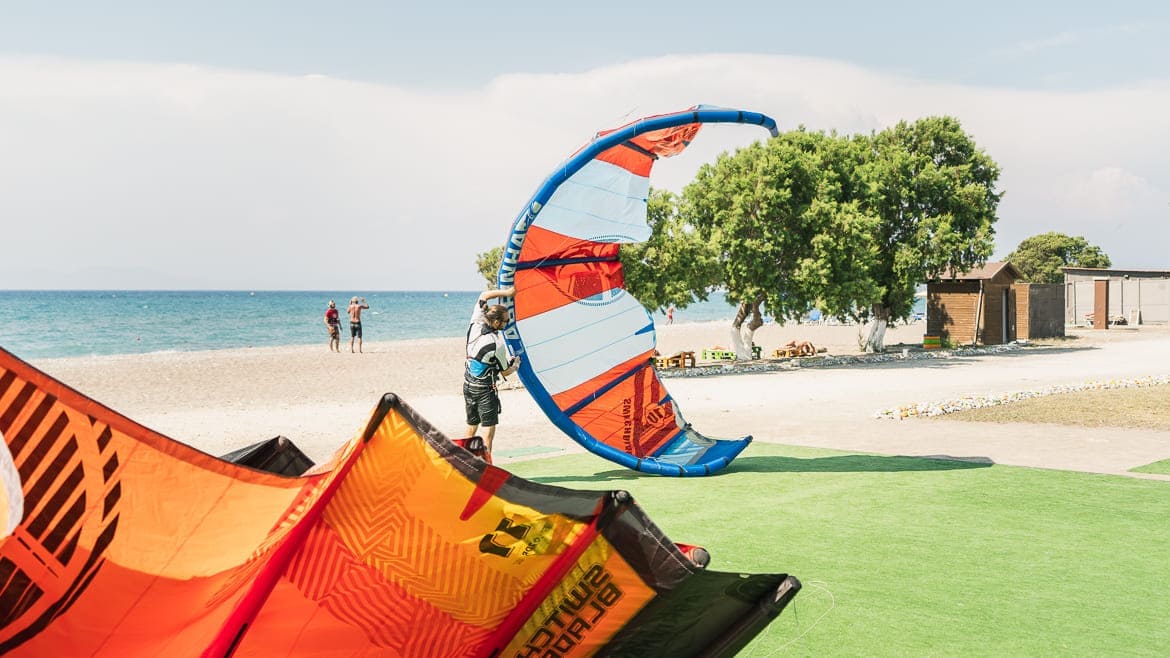 Rhodos Theologos: Kite startklar machen