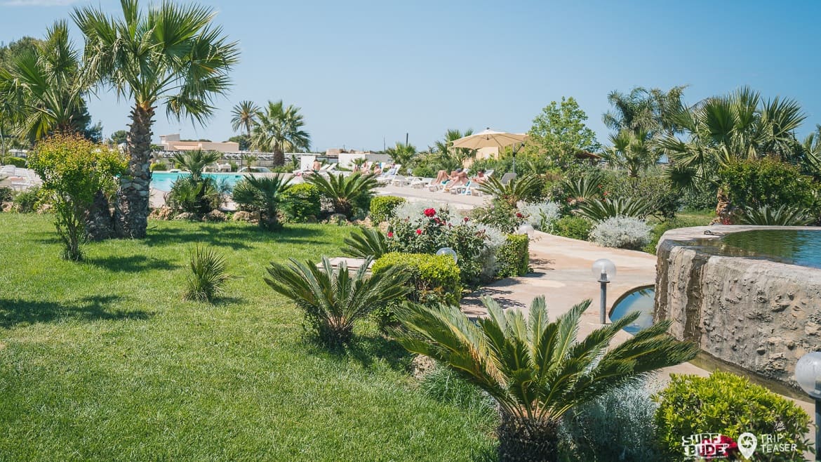 Marsala: Gartenbereich in den Surfer Appartements Marsala: Gartenbereich in den Surfer Appartements