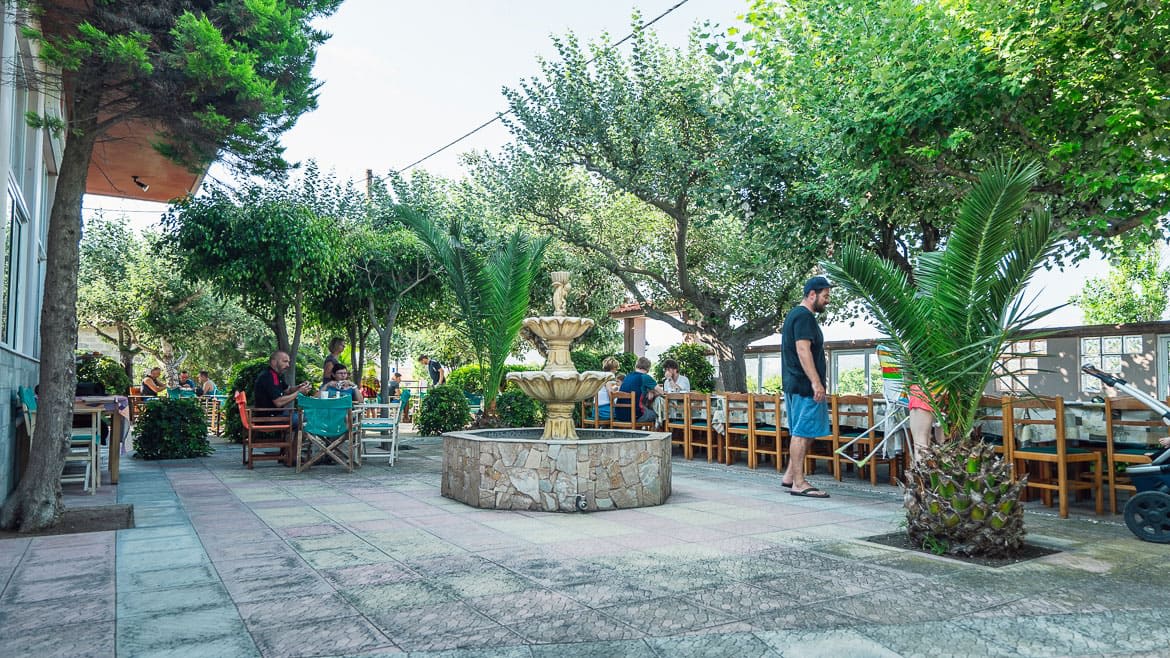 Rhodos Fanes: Terrasse des Surfhotels Rhodos Fanes: Terrasse des Surfhotels