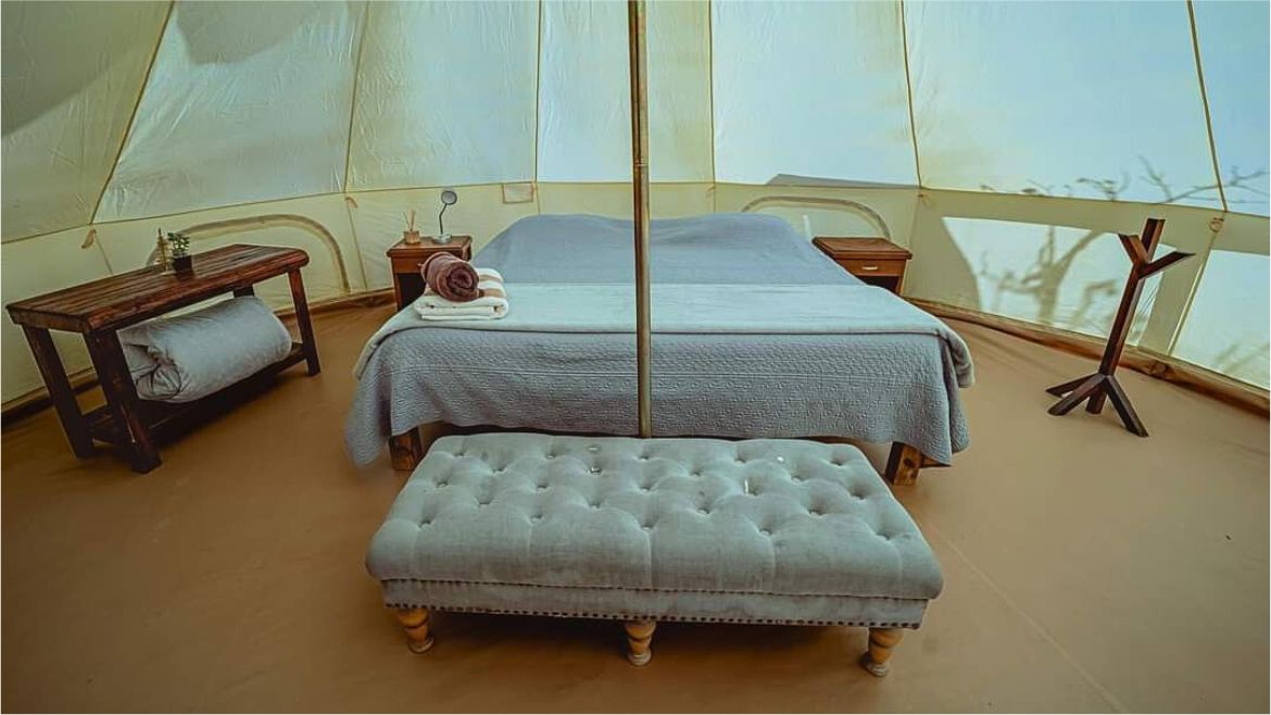 La Ventana: Gemütliches King Size Bett