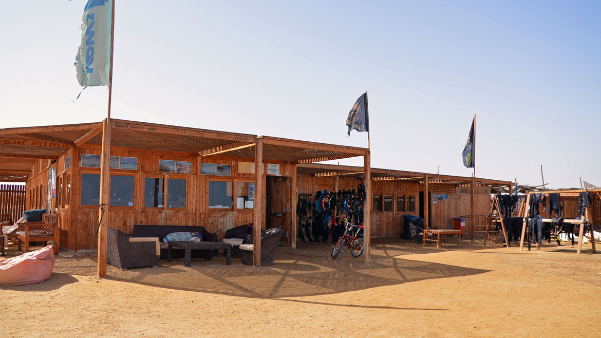 Hamata: Das Hauptgebäude der Kitesurfstation Hamata: Das Hauptgebäude der Kitesurfstation