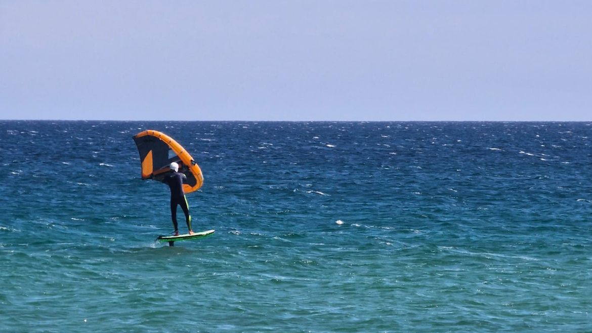 Algarve: Wingfoilen lernen an der Algarve