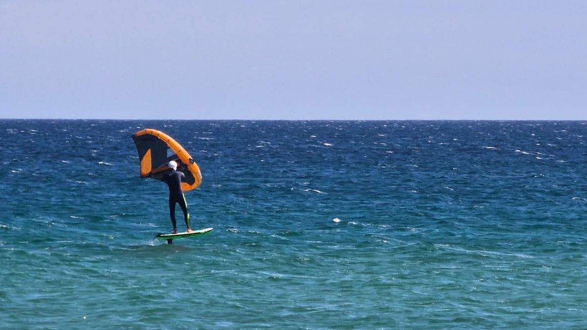 Algarve: Wingfoilen lernen an der Algarve