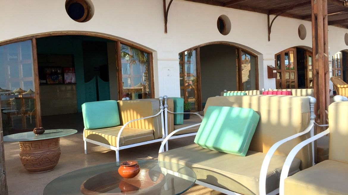 El Naaba: Kaffeebar im Komforthotel