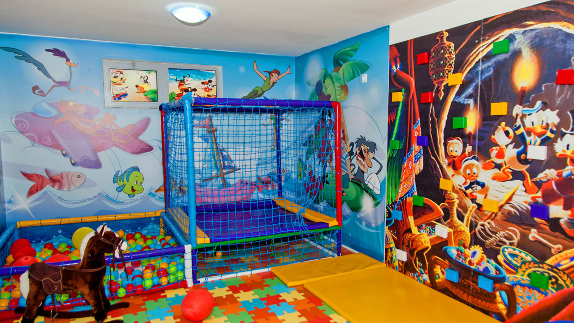 Ulcinj: Der Kids Club im Komforthotel Ulcinj: Der Kids Club im Komforthotel