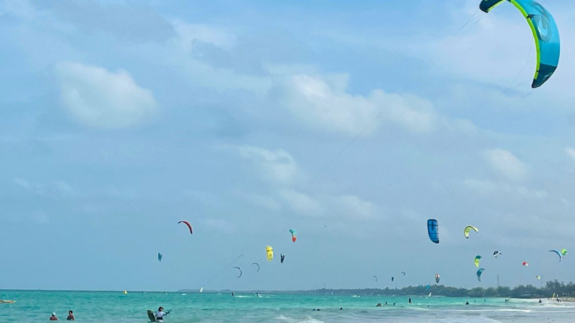 Sansibar: Kite- und Wingsurf Station direkt am Surfhotel Sansibar: Kite- und Wingsurf Station direkt am Surfhotel