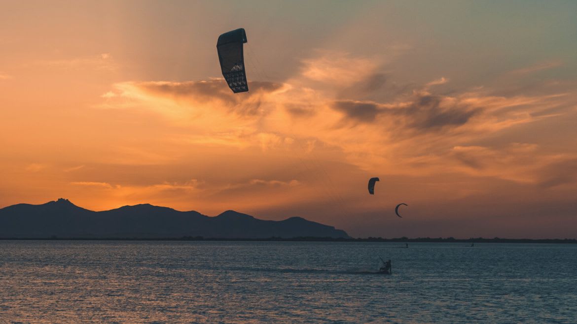 Marsala: Kiten am Abend an der Kite- und Windsurf Station