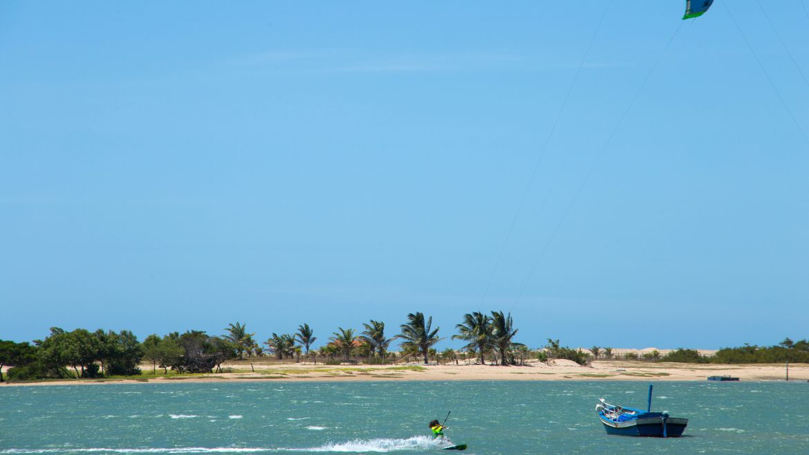 Ilha do Guajiru: Kiten in der Lagune Ilha do Guajiru: Kiten in der Lagune