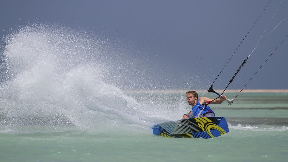 Hamata: Kitesurfer an der Kitesurfstation Hamata: Kitesurfer an der Kitesurfstation