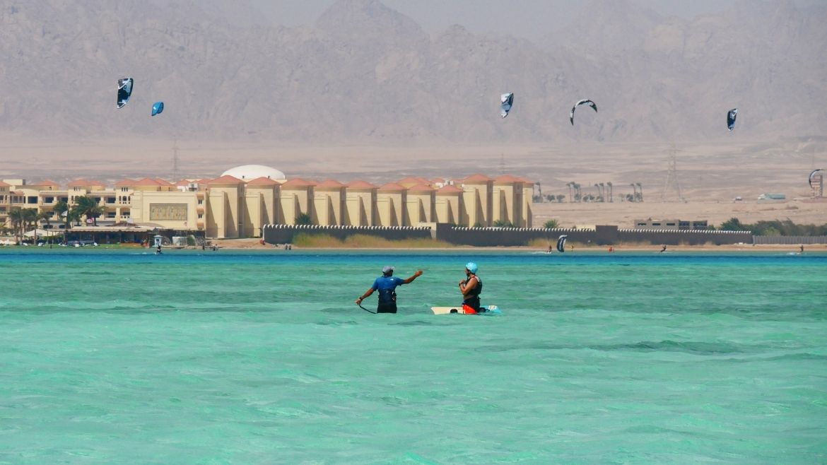 Kitesurfen an einem optimalen Lernrevier Kitesurfen an einem optimalen Lernrevier