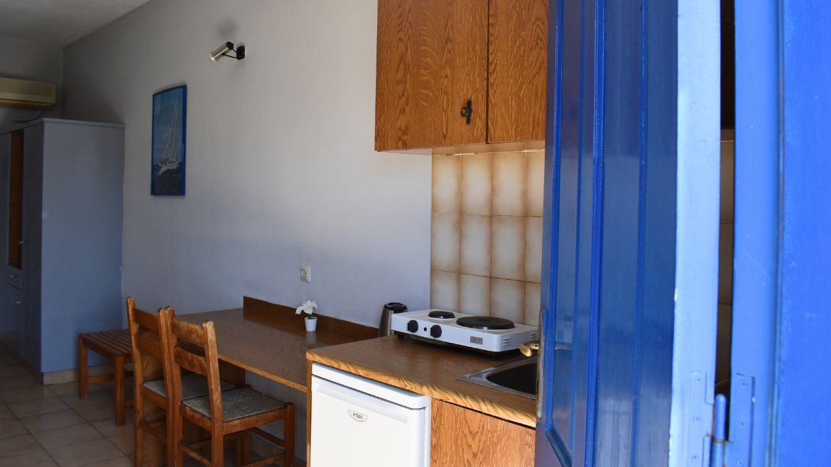 Theologos: Kleiner Kochbereich in den Studios Poolblick