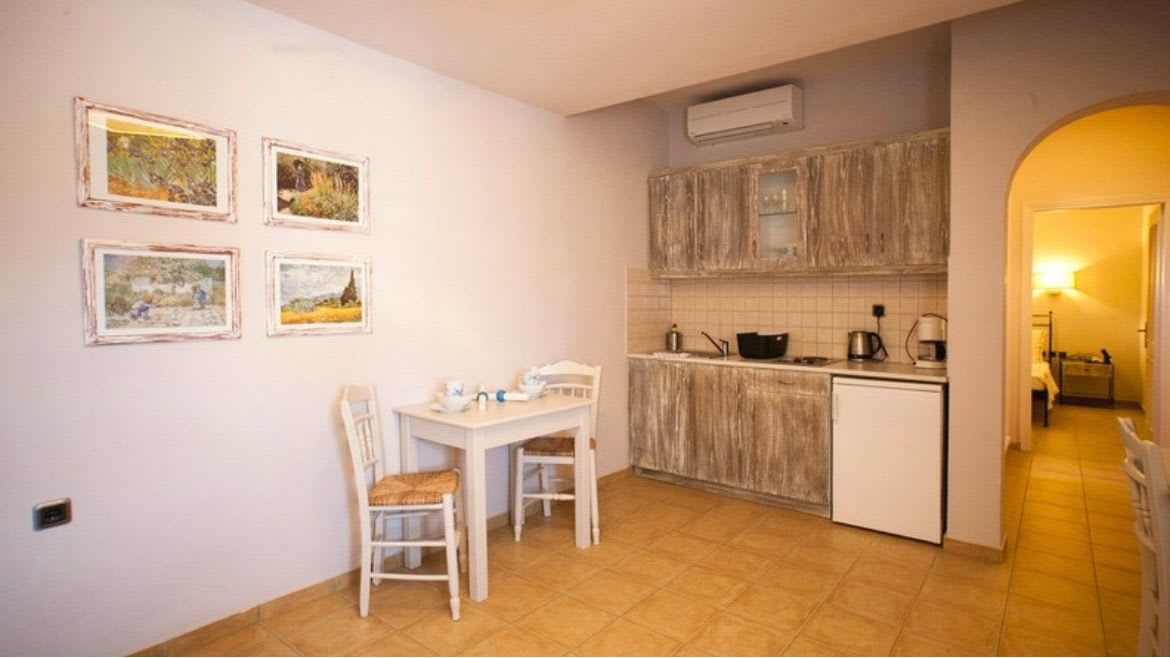 Naxos: Koch- und Essbereich der Appartements im EG