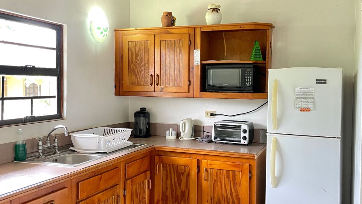 Tobago: Küche Appartements II der Surf Studios