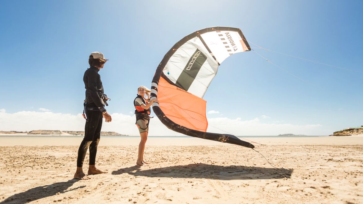 Dakhla: Landübung an der Kite- und Wingsurf Station Dakhla: Landübung an der Kite- und Wingsurf Station