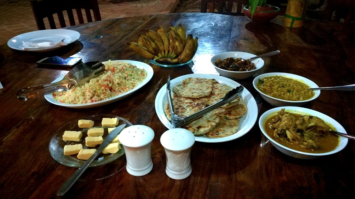 Sri Lanka: Leckeres Essen darf natürlich während der Rundreise nicht fehlen Sri Lanka: Leckeres Essen darf natürlich während der Rundreise nicht fehlen
