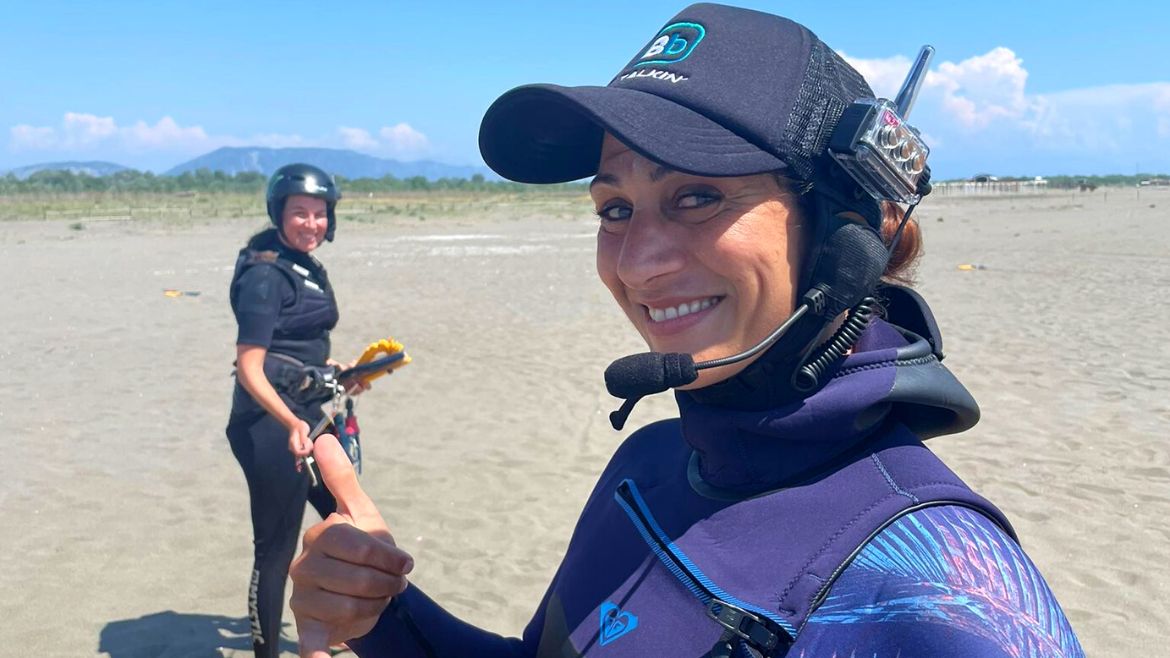 Ulcinj: Lehrerin Daria an der Kite- und Wingsurf Station Ulcinj: Lehrerin Daria an der Kite- und Wingsurf Station