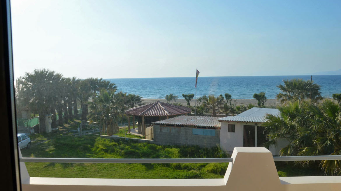 Rhodos Fanes: Das Strandhaus des Surfhotels bietet einen wunderbaren Meerblick Rhodos Fanes: Das Strandhaus des Surfhotels bietet einen wunderbaren Meerblick