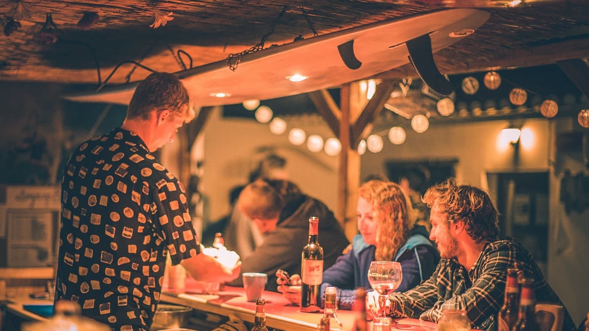 Algarve: Nach dem Kiten den Abend gemeinsam ausklingen lassen Algarve: Nach dem Kiten den Abend gemeinsam ausklingen lassen