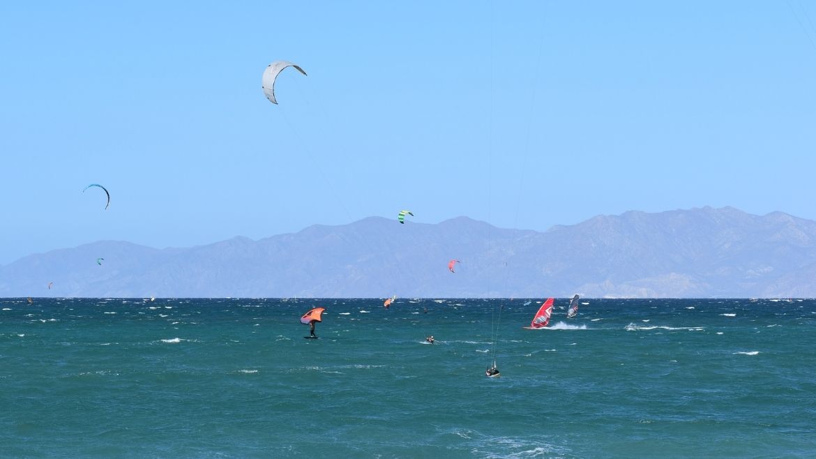 La Ventana: Optimale Bedingungen für Kite, Wing-und Windsurfer